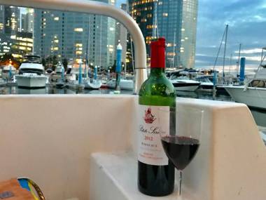 Sea and Yacht (Busan Haeundae yacht stay)