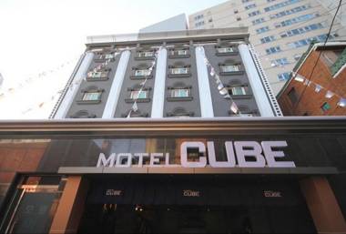 Hotel Cube