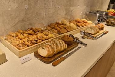 H Avenue Gwanganri Beach