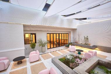 Denbasta Signature Hotel