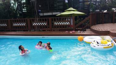 Bellus-Rose Pension Gyeongju