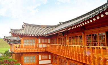 Hwangnamkwan Hanok Guesthouse