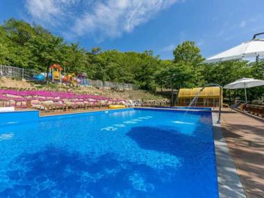 Gyeongju healing camp glamping