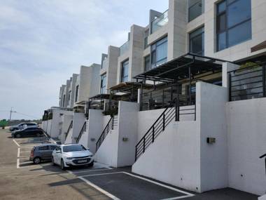 Gyeongju Ive Poolvilla Cha