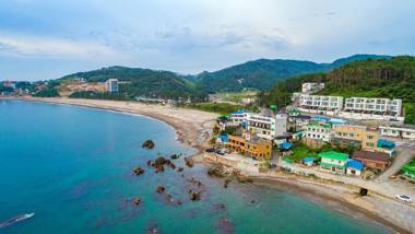 Gyeongju Gampo Sangbulgogi and Pension