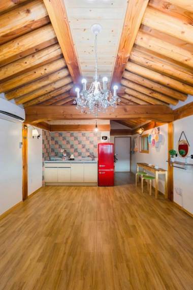 Gyeongju West Namsan Hanok Pension