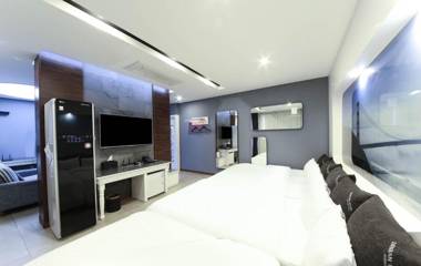 Urban Stay Hotel