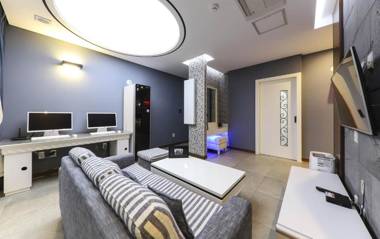 Urban Stay Hotel