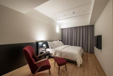Hotel 498