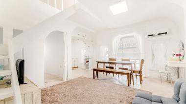 Ganghwa Yasaenghwacafe Pension