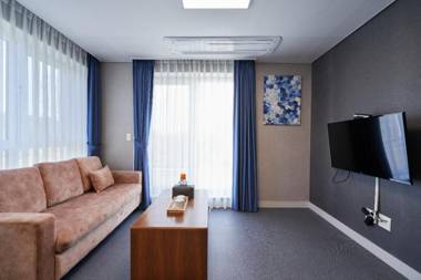 La Maison Verte (ramejong hauseu)