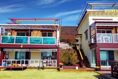 Ganghwado Sunset Beach Pension