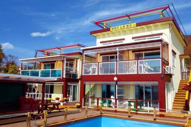 Ganghwado Sunset Beach Pension