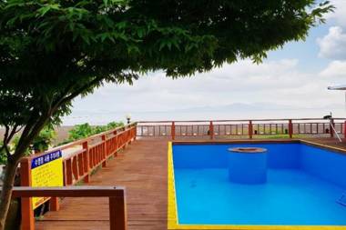 Ganghwado Sunset Beach Pension