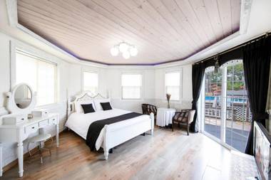 Ganghwa Walts Of Nakjo Pension