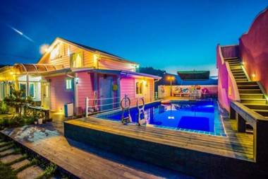 Gangwhado Pink House Pension