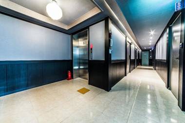 Incheon (Sinpo) Seven (SE7EN)