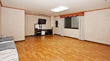 Ganghwado Freshia Tourist Hotel