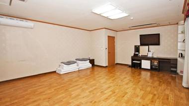 Ganghwado Freshia Tourist Hotel