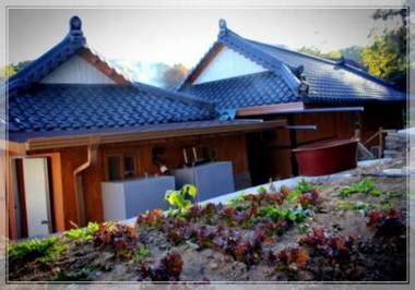 Jangbogo Hanok Pension