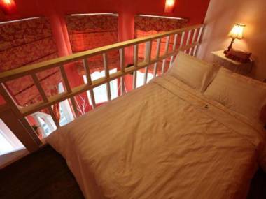 Afternoon of The Forest Pension