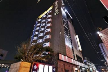 Cheongju Born Hotel