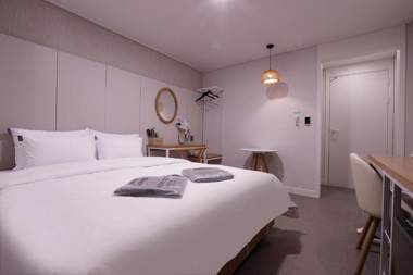 Cheongju Hotel Dictionary