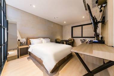 Bundang (Seohyeon) Hotel & U