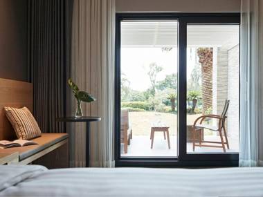 The Suites Hotel Jeju
