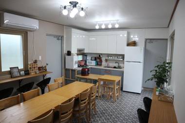 Blue Island Guesthouse