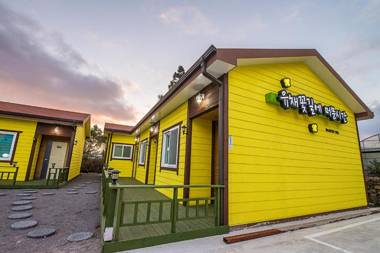 Brassica Flower Pension