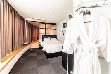 Gangneung Tourist Hotel