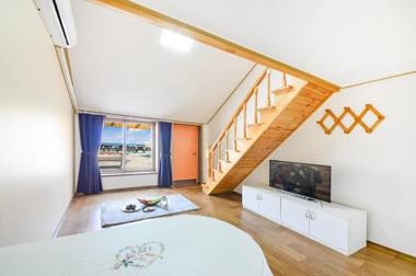 Gangneung Apple Pension