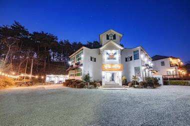 Gangneung gyeongpo pine pension