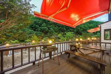 Pocheon Pension Villaggio {Spa Valley}