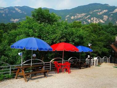 Pocheon Yeohaeng Sketch Pension