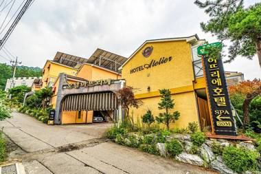 Pocheon Atelier Drive-in