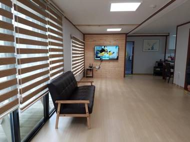 Pureunhaneul Pension