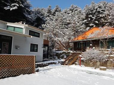 Pureunhaneul Pension