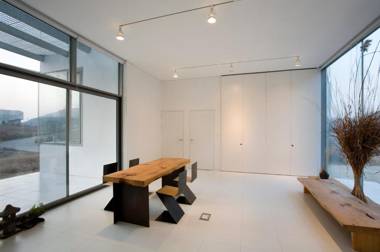 Motif No.1 Guest House