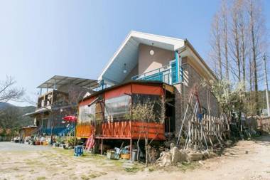 Jecheon Healing Pension