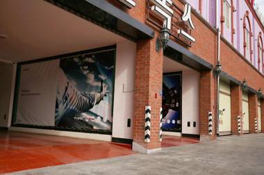 Asan Fox Drive-in Motel