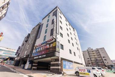 Hwaseong Ritz Hotel