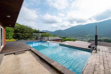 Sancheong cheonghoje haneul pension