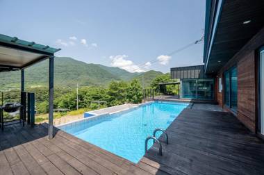 Sanchung jirisaneui haru