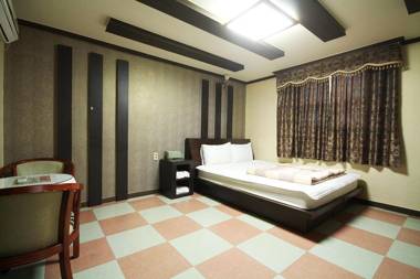 Changnyeong Namji Love Holic