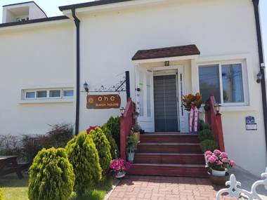 Tongyeong One Guesthouse