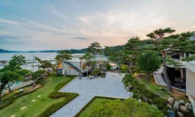 Hansan Marina Resort Gosung