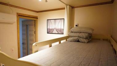 tongyoung goodday guesthouse woman only