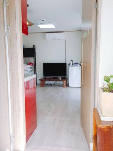 Yours Guesthouse in Tongyeong
